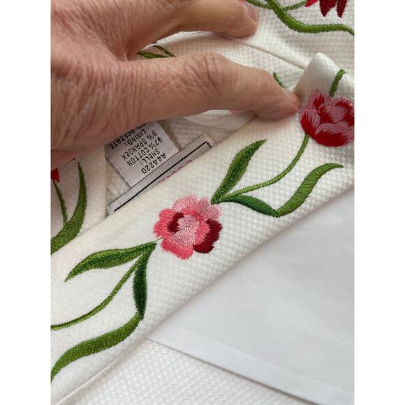 Victor Costa White Floral Embroidered Long Line Coat 1X - Picture 8 of 8